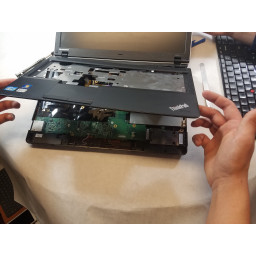 Замена переднего отсека Lenovo ThinkPad Edge E520